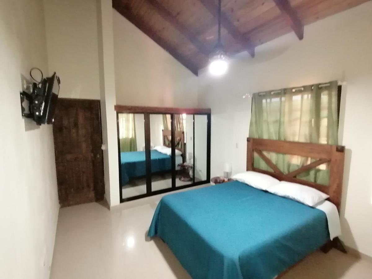 Villa Laura Jarabacoa Buitenkant foto